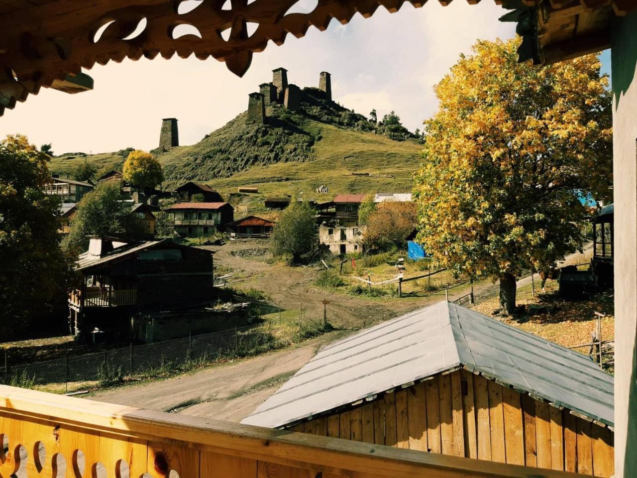 Guesthouse Lasharai Omalo Екстериор снимка